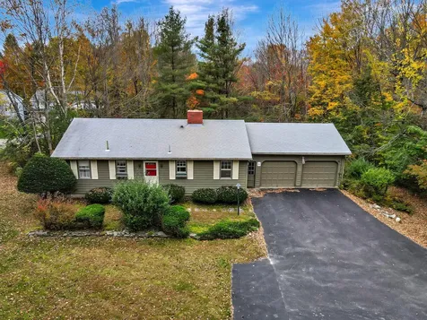 211 Pond Road Manchester ME 04351