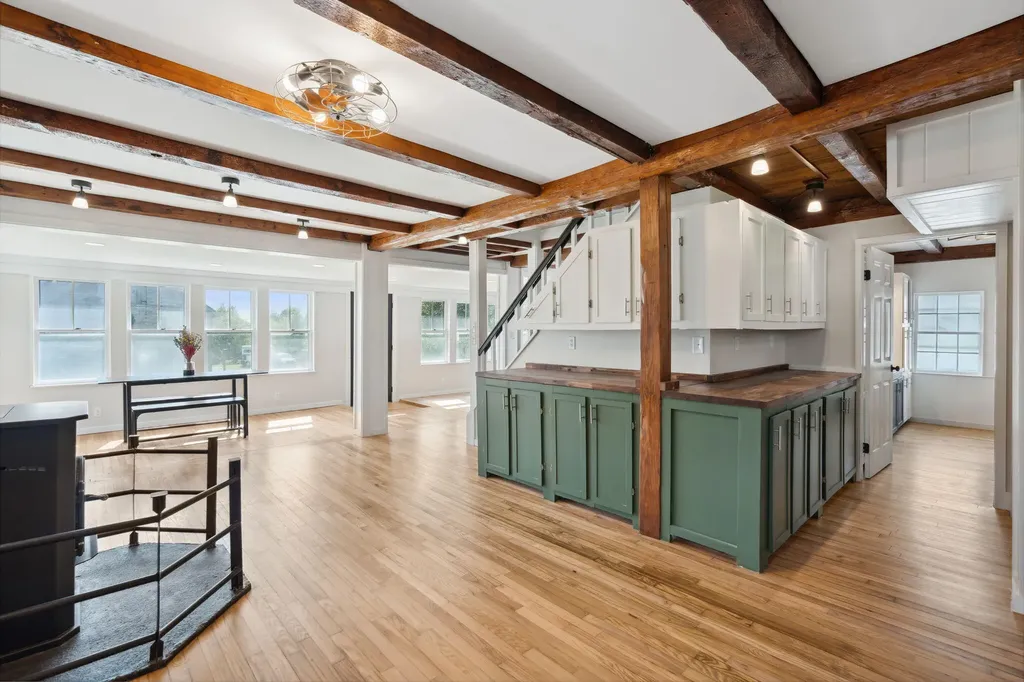 362 Hallowell Road Chelsea ME 04330