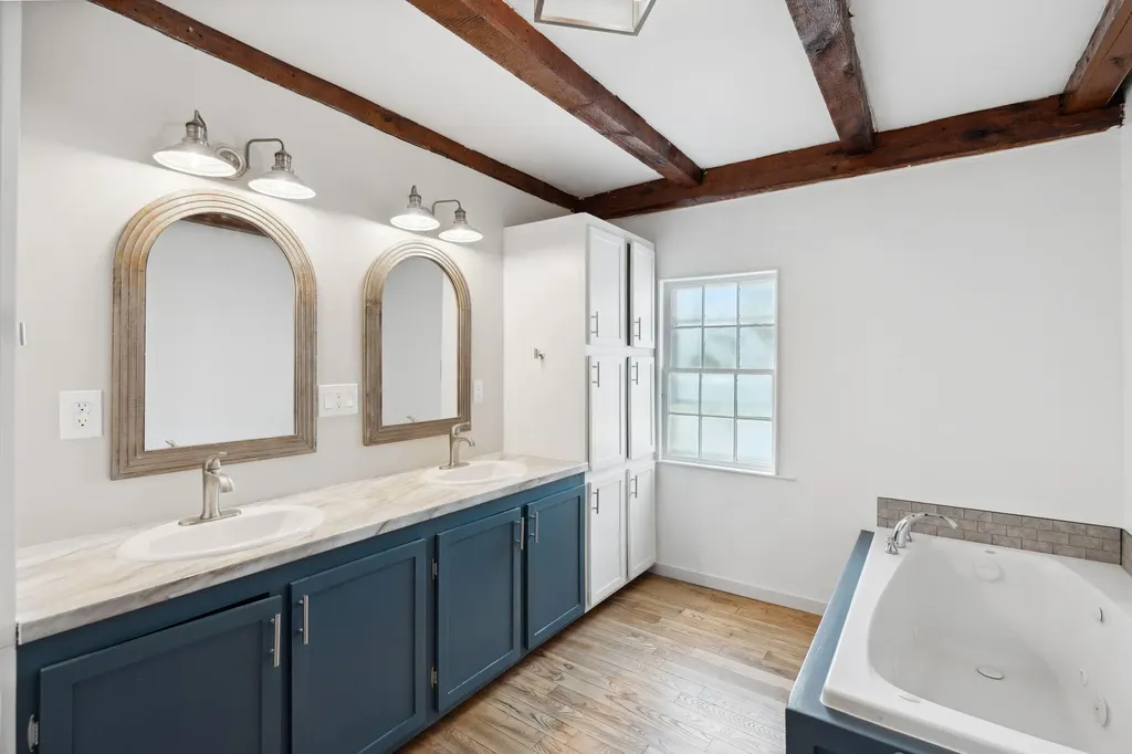 362 Hallowell Road Chelsea ME 04330
