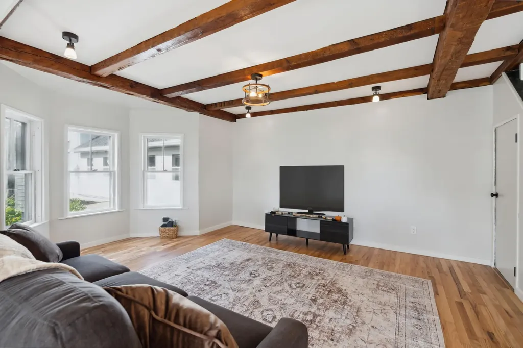 362 Hallowell Road Chelsea ME 04330