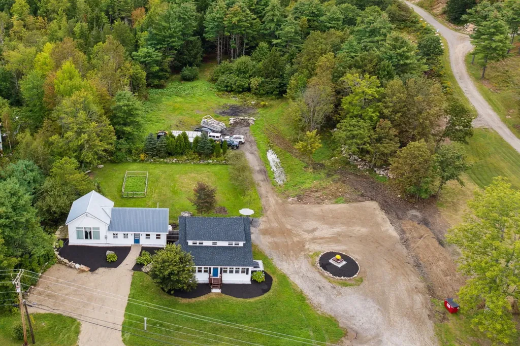 362 Hallowell Road Chelsea ME 04330