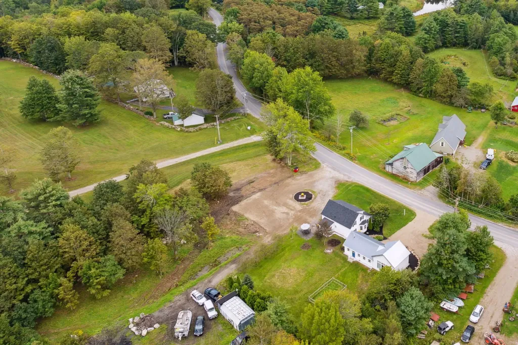 362 Hallowell Road Chelsea ME 04330
