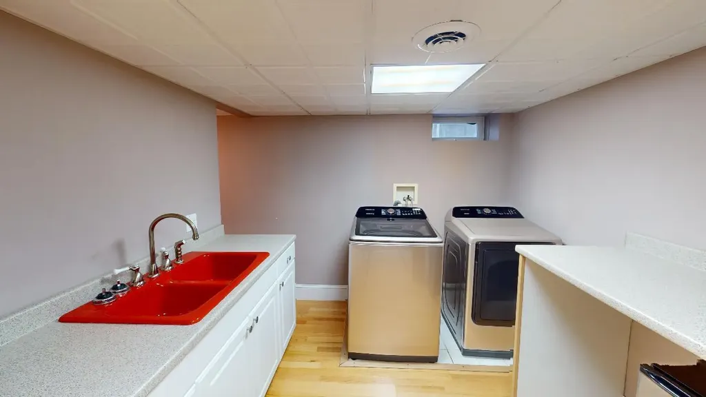 80 W Broadway Bangor ME 04401