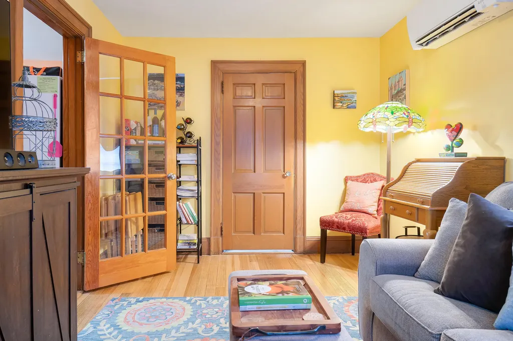 1 Lincoln Avenue Gardiner ME 04345