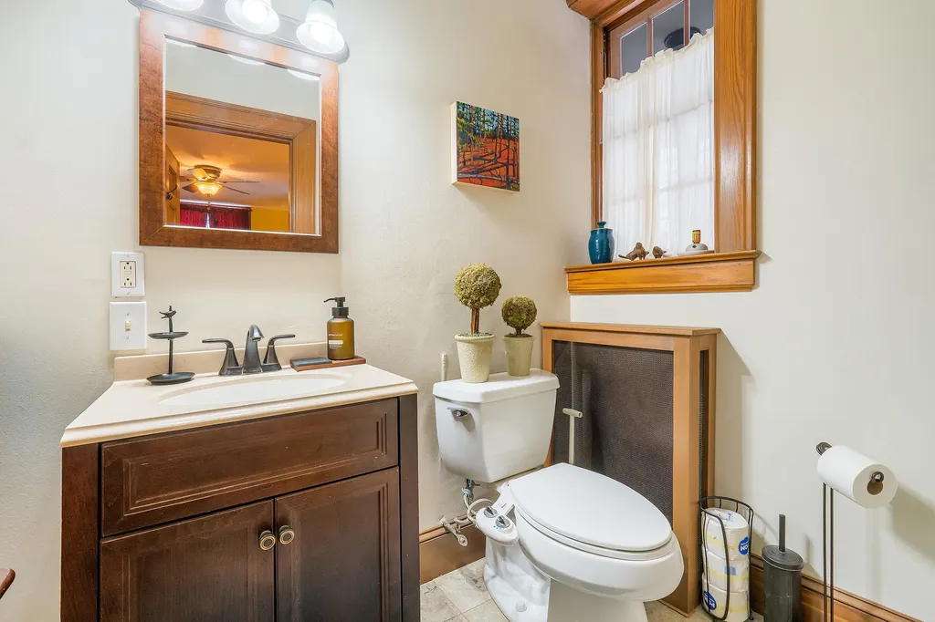 1 Lincoln Avenue Gardiner ME 04345