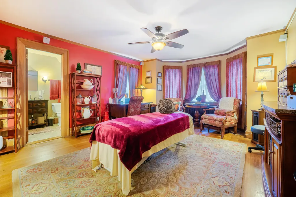 1 Lincoln Avenue Gardiner ME 04345