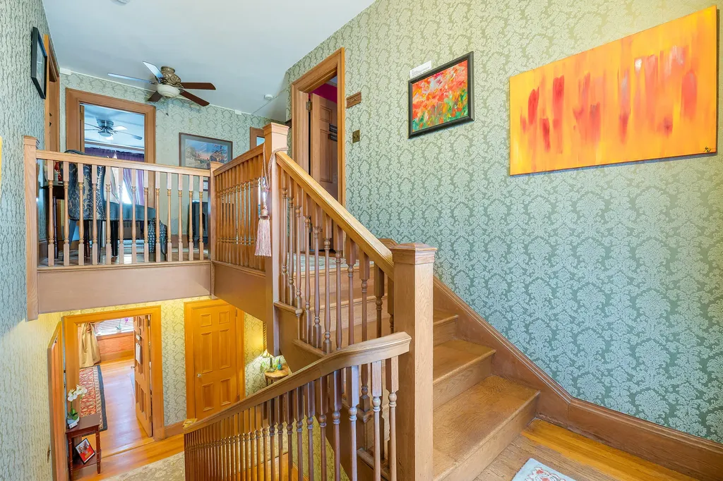 1 Lincoln Avenue Gardiner ME 04345