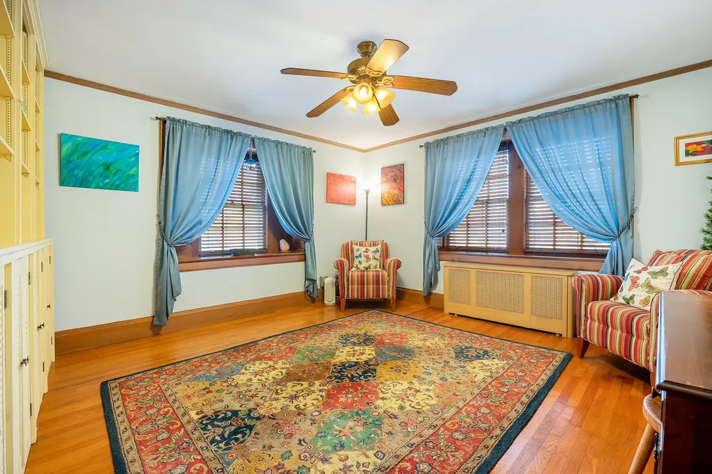 1 Lincoln Avenue Gardiner ME 04345
