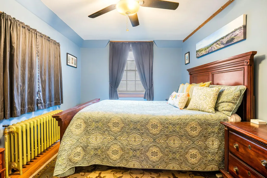 1 Lincoln Avenue Gardiner ME 04345