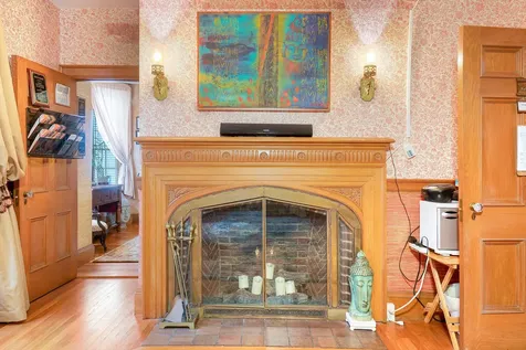 1 Lincoln Avenue Gardiner ME 04345