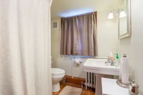 1 Lincoln Avenue Gardiner ME 04345