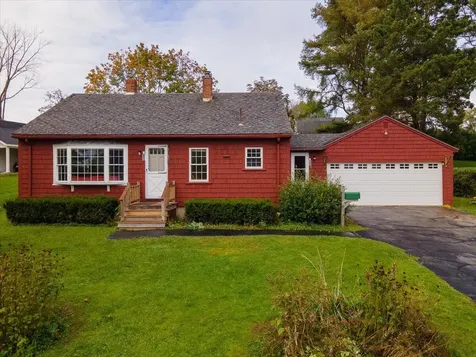 56 Fluker Street Thomaston ME 04861