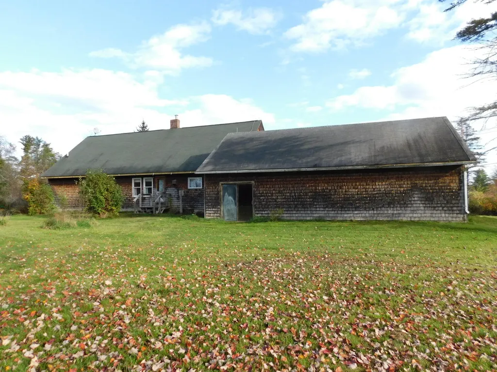 120 Athens Road Harmony ME 04942