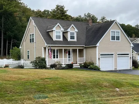 16 Kings Lane Windham ME 04062
