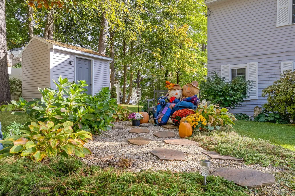 139 Loop Road Acton ME 04001