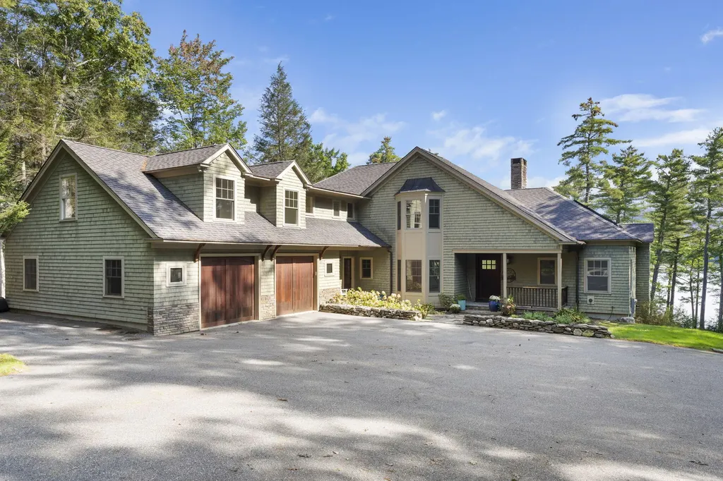 51 W Chops Point Road Bath ME 04530