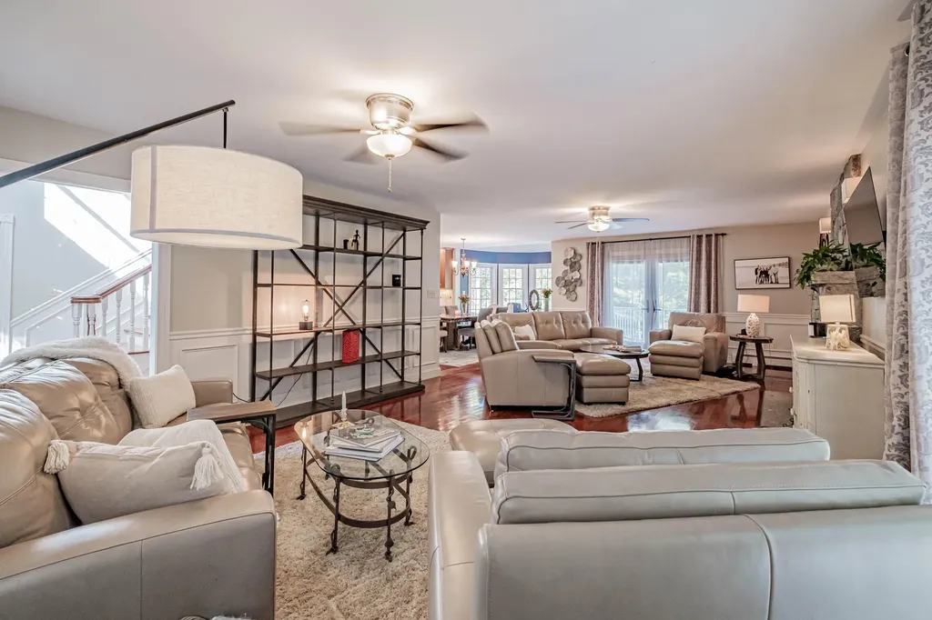 8 Big Pine Drive Topsham ME 04086