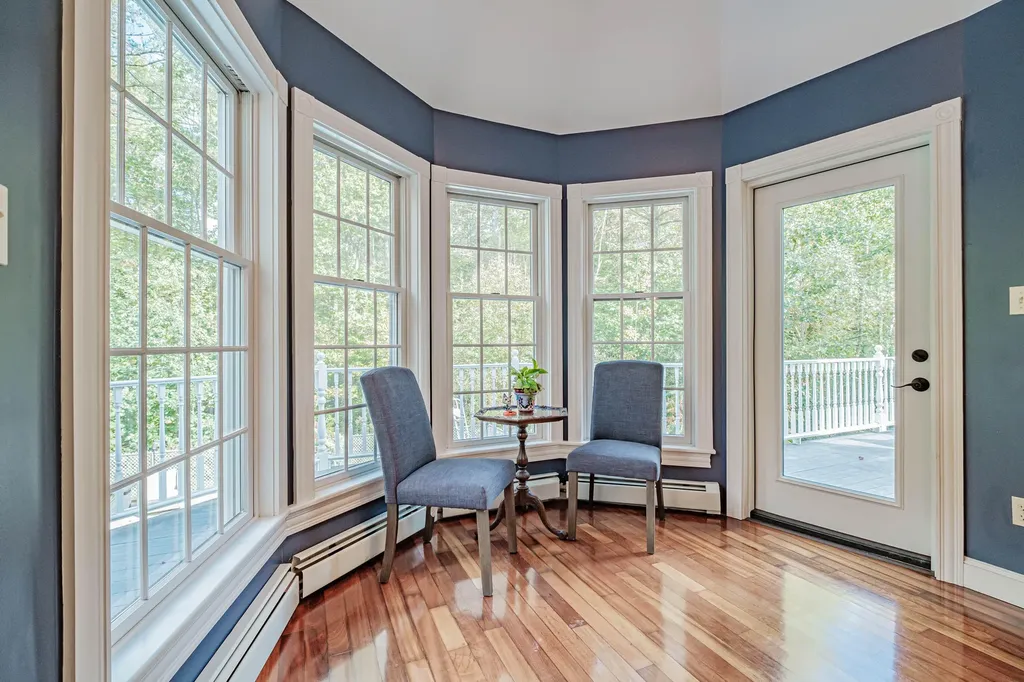 8 Big Pine Drive Topsham ME 04086