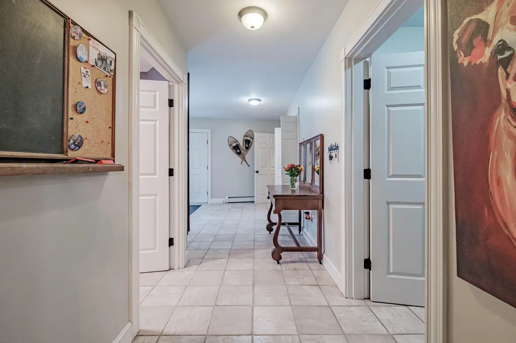 8 Big Pine Drive Topsham ME 04086