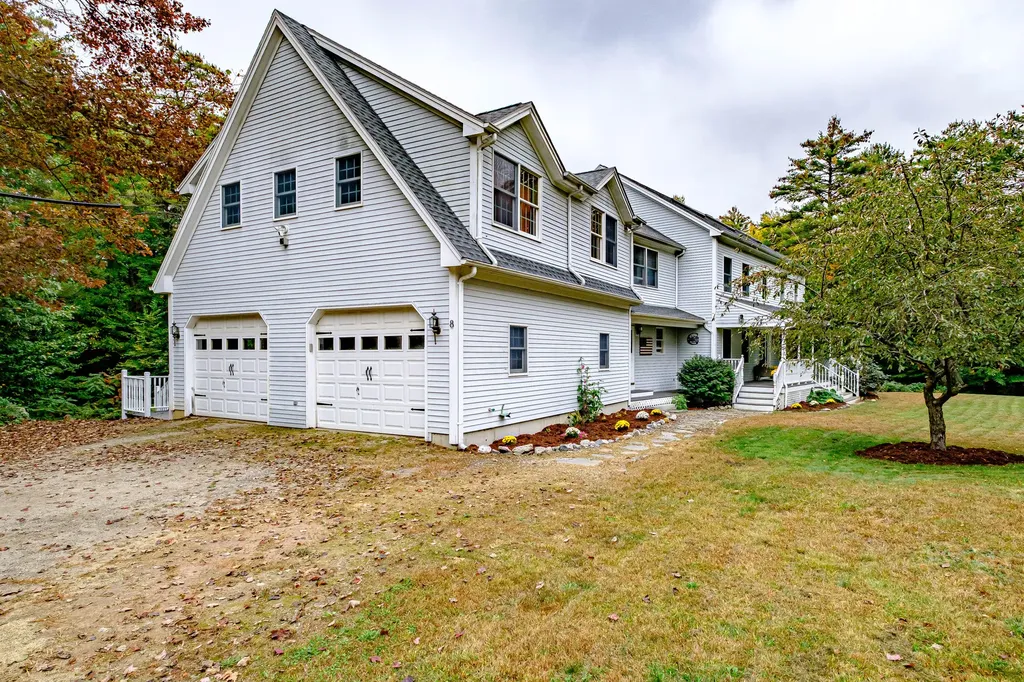 8 Big Pine Drive Topsham ME 04086
