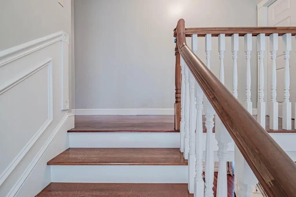 8 Big Pine Drive Topsham ME 04086