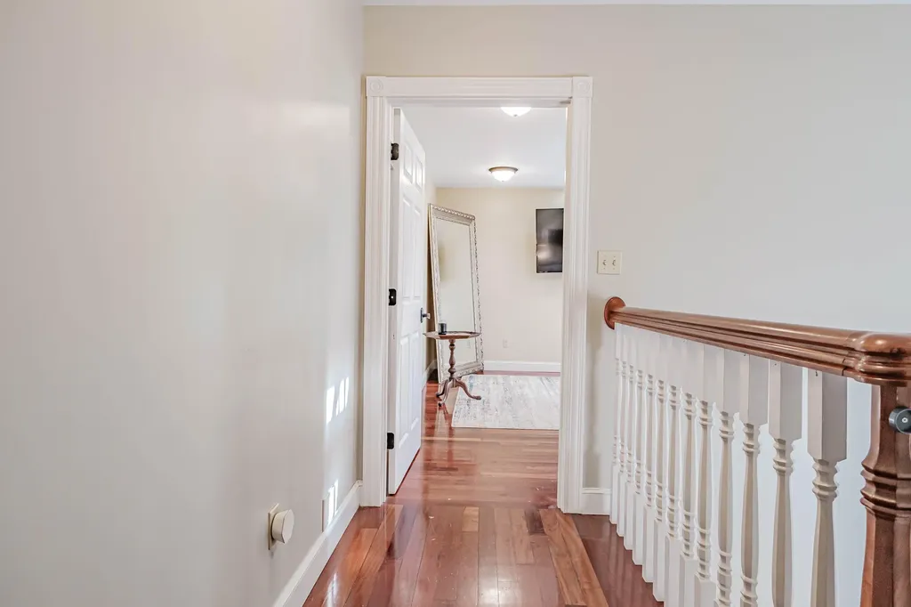 8 Big Pine Drive Topsham ME 04086