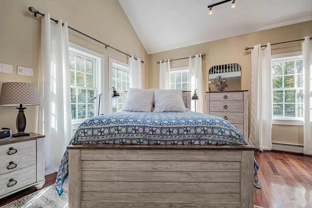 8 Big Pine Drive Topsham ME 04086