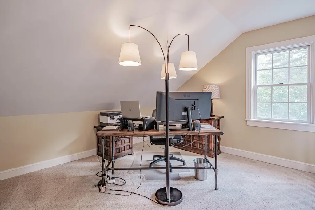 8 Big Pine Drive Topsham ME 04086