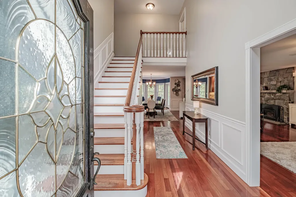 8 Big Pine Drive Topsham ME 04086