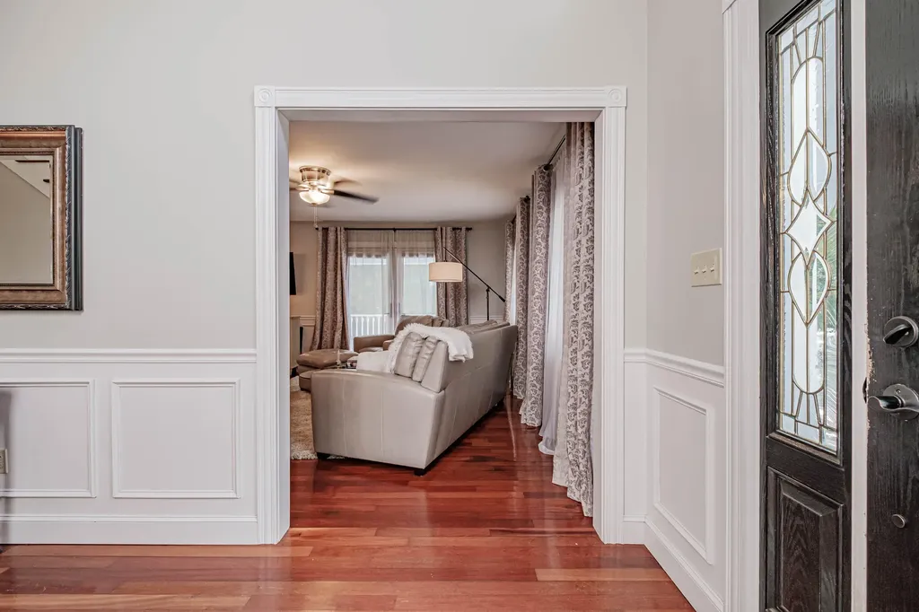 8 Big Pine Drive Topsham ME 04086
