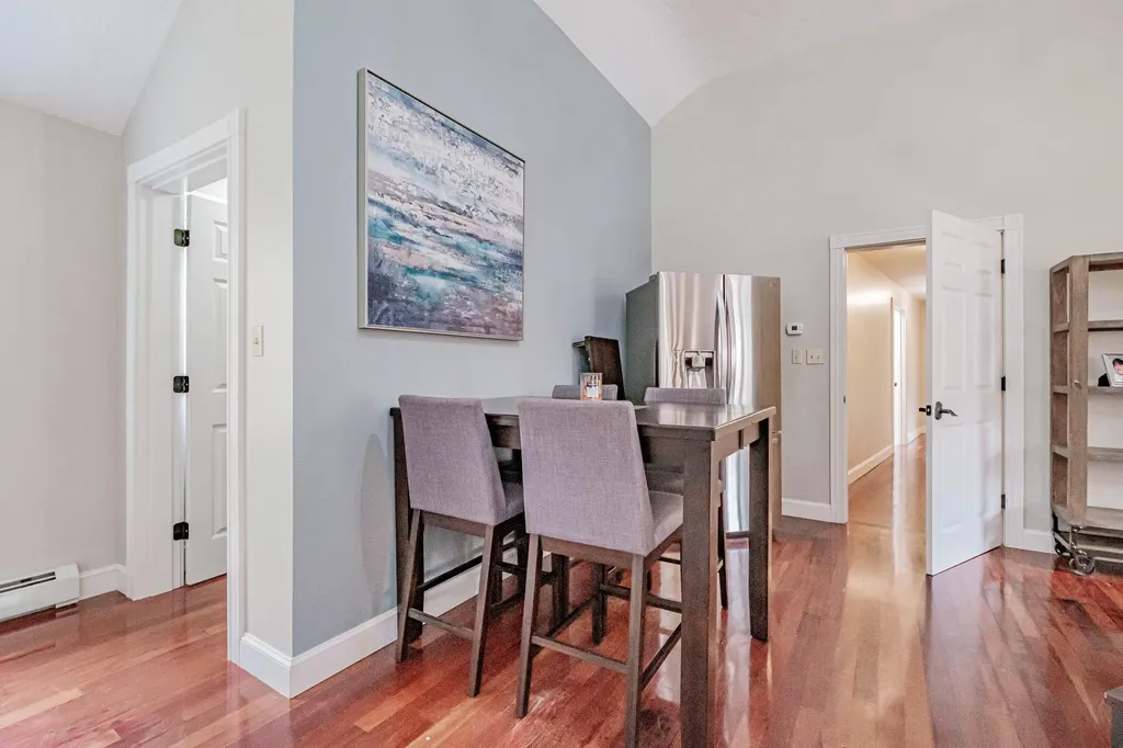 8 Big Pine Drive Topsham ME 04086