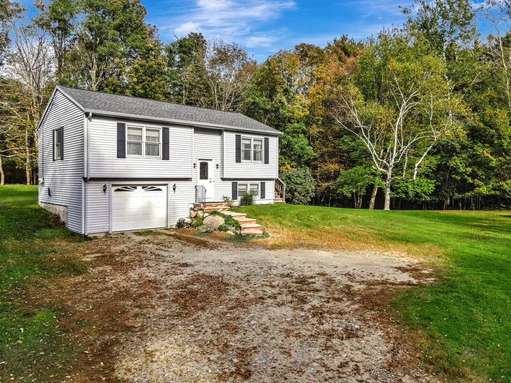 196 Holmes Road Winthrop ME 04364