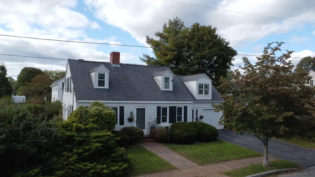 210 Clifton Street Portland ME 04103