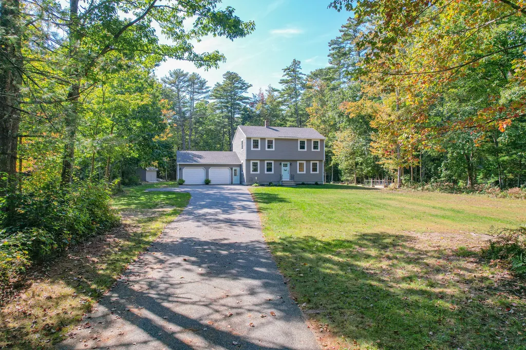 17 Loon Drive Topsham ME 04086