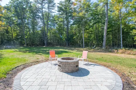 17 Loon Drive Topsham ME 04086