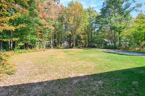 17 Loon Drive Topsham ME 04086