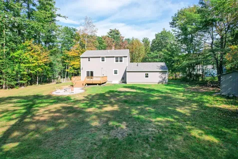 17 Loon Drive Topsham ME 04086