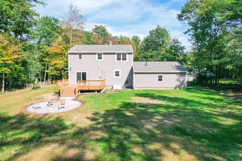 17 Loon Drive Topsham ME 04086