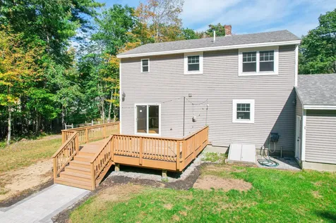 17 Loon Drive Topsham ME 04086