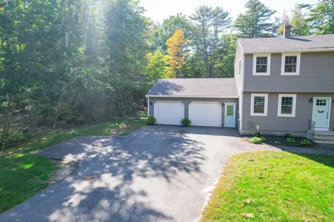 17 Loon Drive Topsham ME 04086
