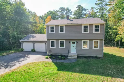 17 Loon Drive Topsham ME 04086