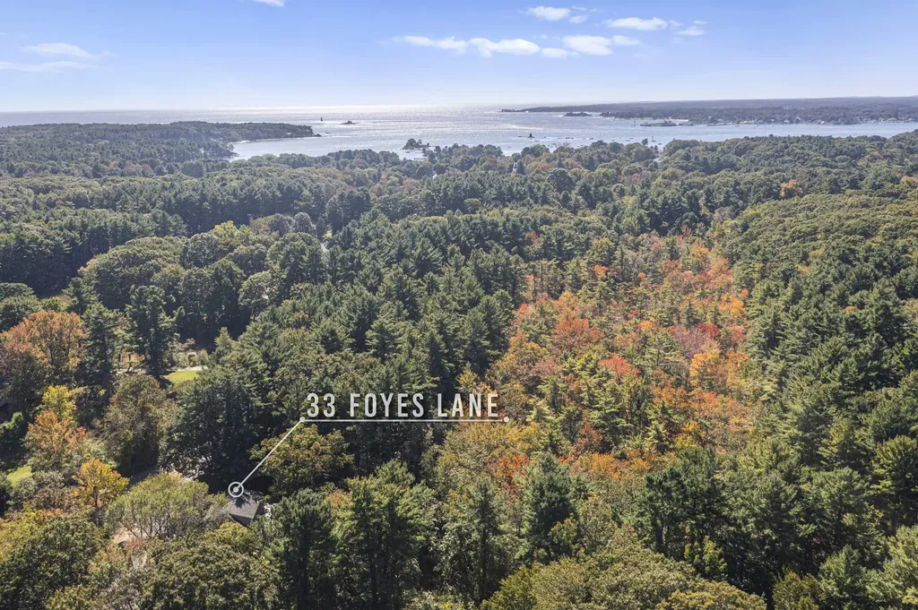 33 Foyes Lane Kittery ME 03904