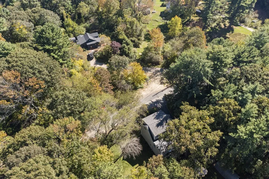 33 Foyes Lane Kittery ME 03904