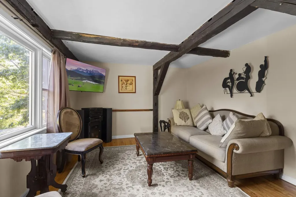 33 Foyes Lane Kittery ME 03904