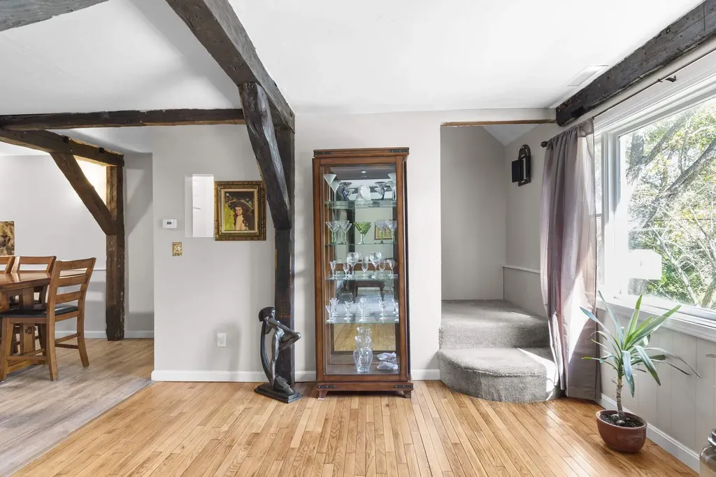 33 Foyes Lane Kittery ME 03904