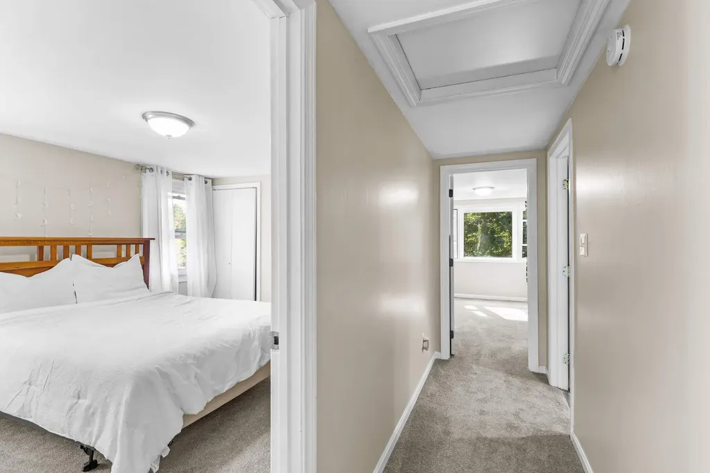 33 Foyes Lane Kittery ME 03904