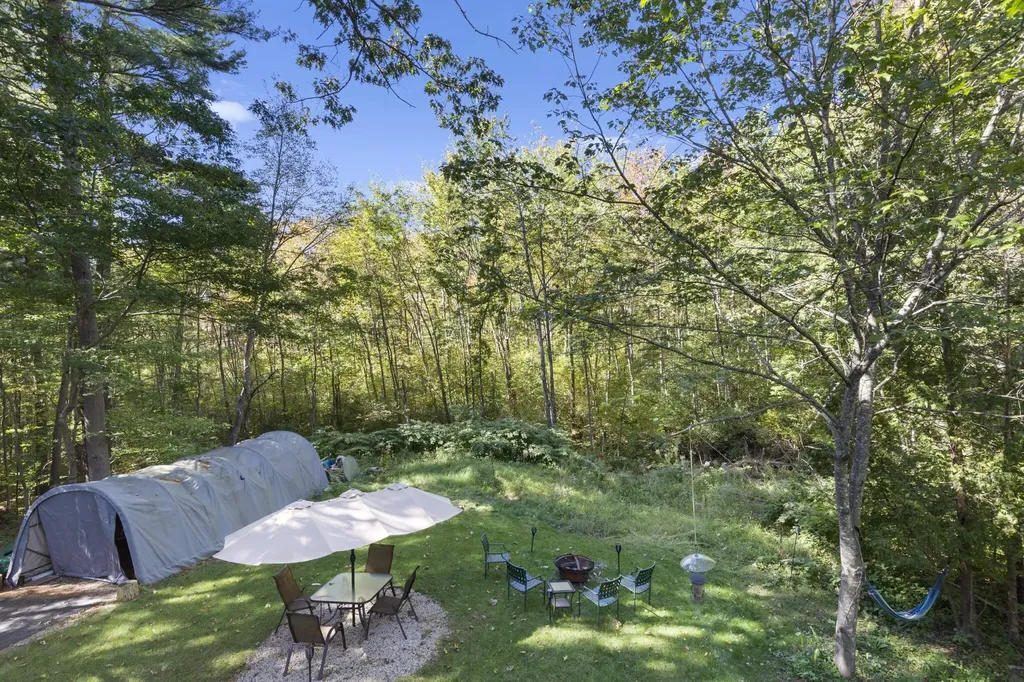 33 Foyes Lane Kittery ME 03904