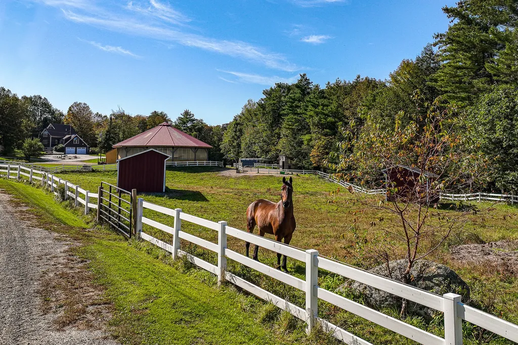 51 Meadow Lane New Gloucester ME 04260