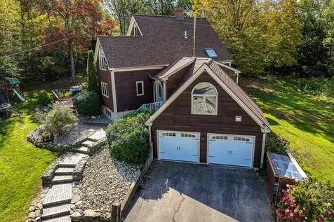 51 Meadow Lane New Gloucester ME 04260