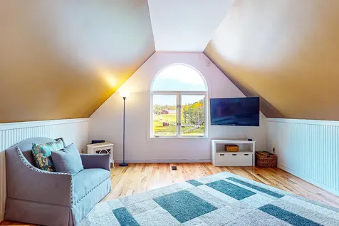 51 Meadow Lane New Gloucester ME 04260